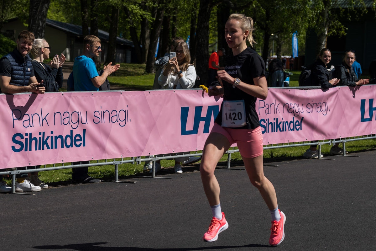 Coureuse en action - Allure 10km